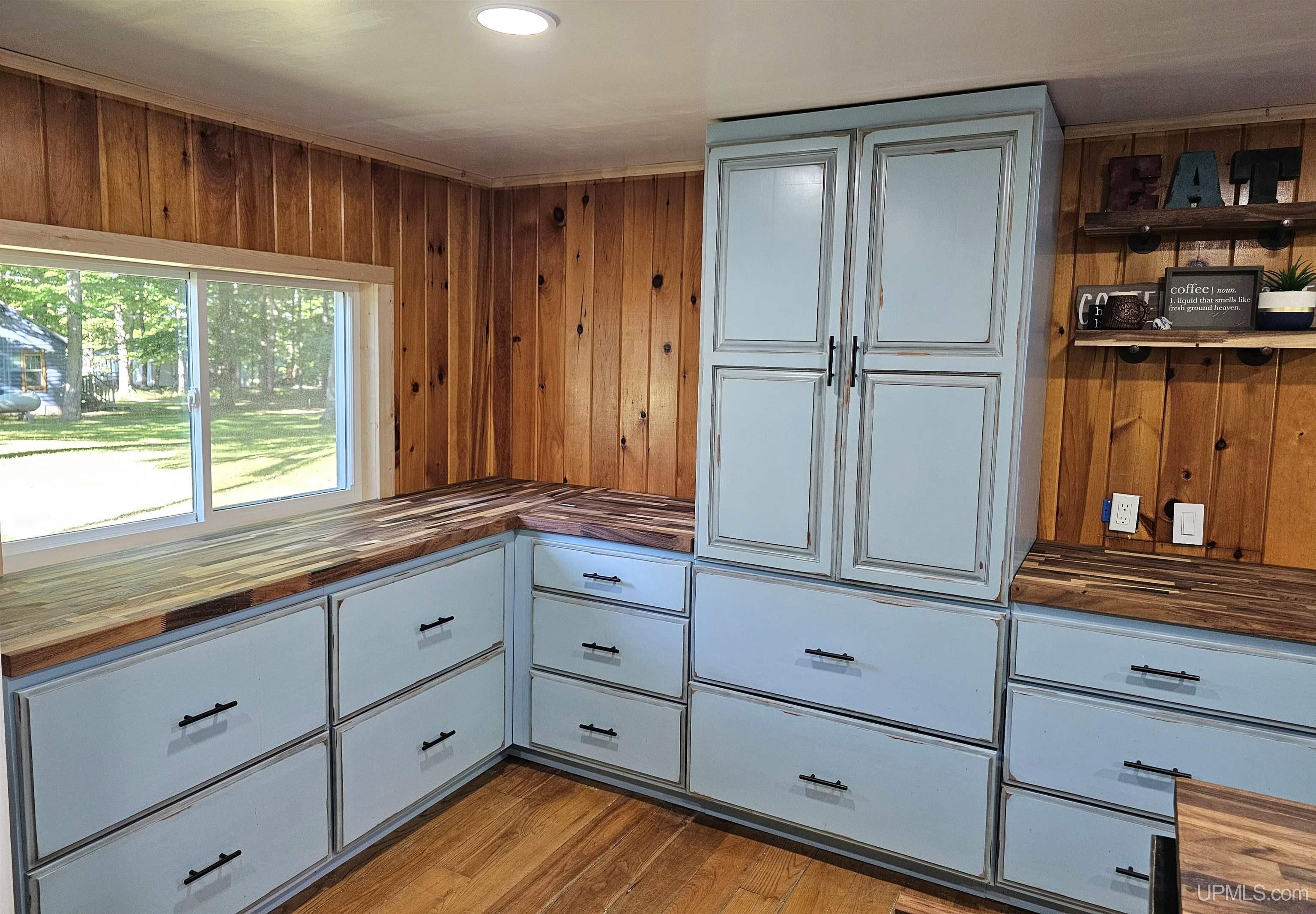 820 Ash Road Manistique, MI 49854 - Photo 11 of 70 Gallery Image 11
