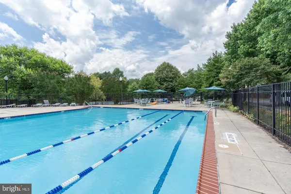 $269,000 | 503 Palmtree Drive, Unit 1, Gaithersburg, MD 20878