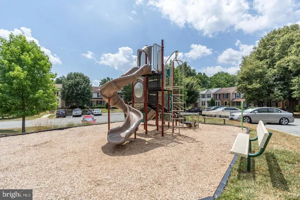 $269,000 | 503 Palmtree Drive, Unit 1, Gaithersburg, MD 20878