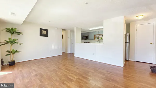 $269,000 | 503 Palmtree Drive, Unit 1, Gaithersburg, MD 20878