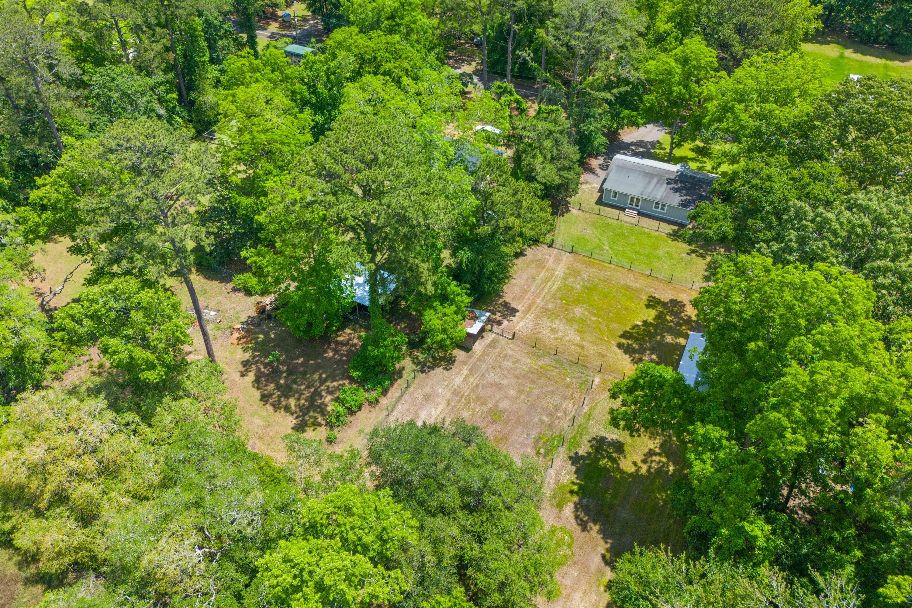 7239 Commodore Road Hollywood, SC 29449 - Photo 51 of 57 DJI_20250513124009_0056_D