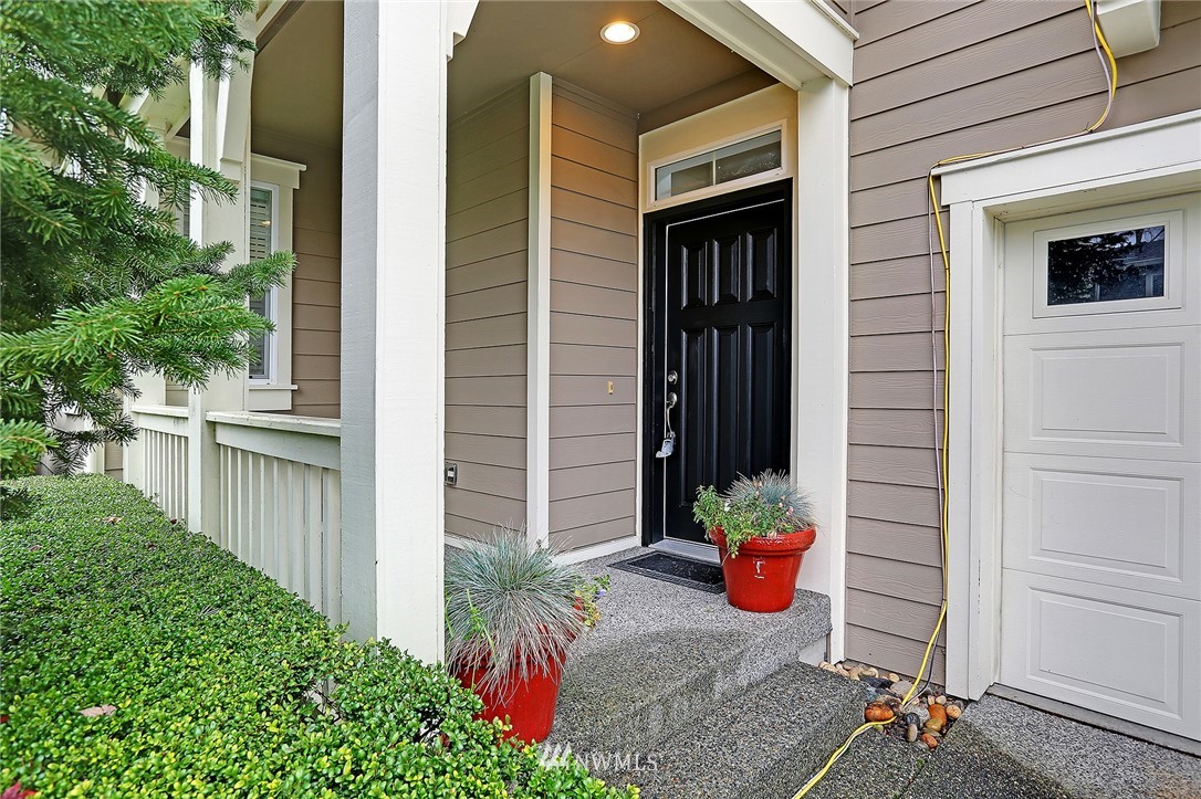18303 40th Avenue Southeast Bothell, WA 98012 - Photo 3 of 27 Gallery Image 3