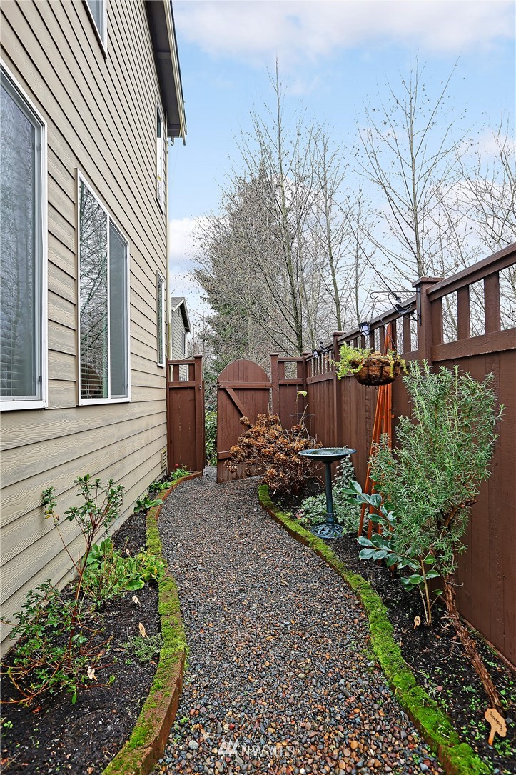 18303 40th Avenue Southeast Bothell, WA 98012 - Photo 26 of 27 Gallery Image 26