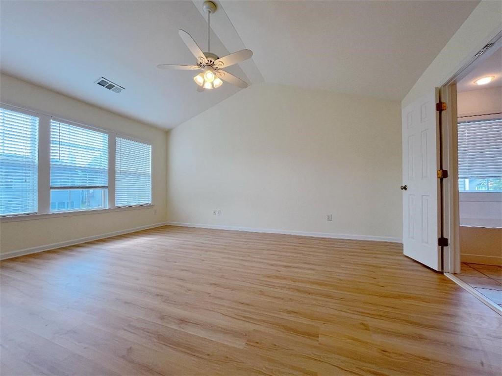 8205 Norwich Place Suwanee, GA 30024 - Photo 13 of 30