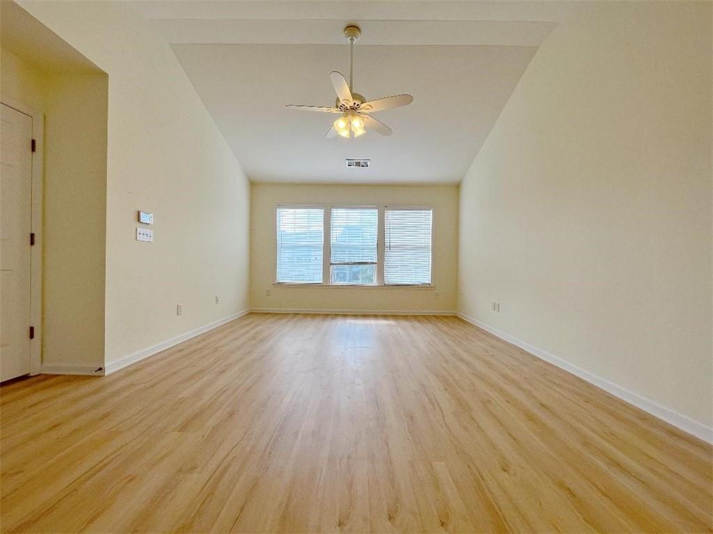 8205 Norwich Place Suwanee, GA 30024 - Photo 14 of 30