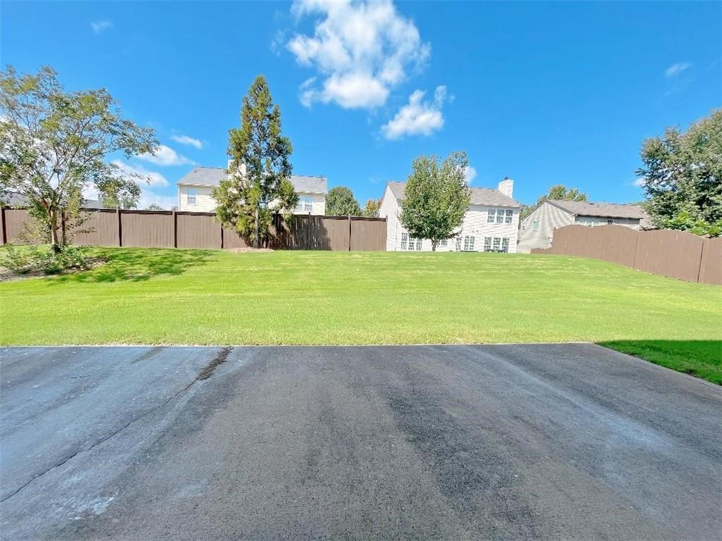 8205 Norwich Place Suwanee, GA 30024 - Photo 25 of 30