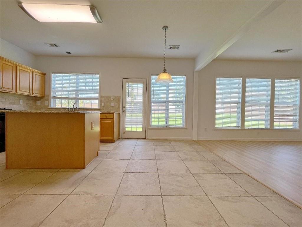 8205 Norwich Place Suwanee, GA 30024 - Photo 7 of 30