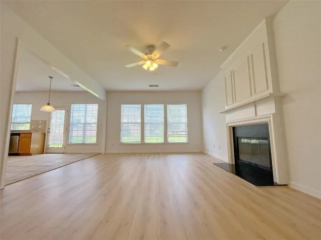 $2,860 | 8205 Norwich Place, Suwanee, GA 30024