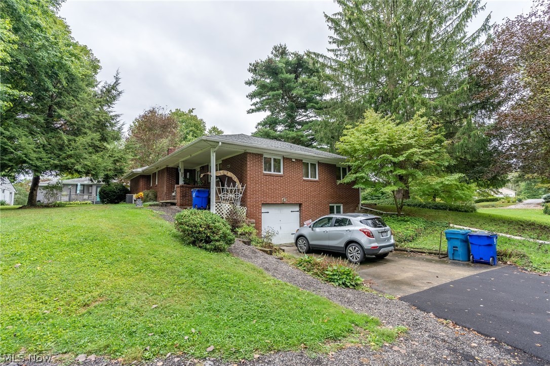 5155 McCormick Road Ravenna, OH 44266 - Photo 4 of 28 Gallery Image 4