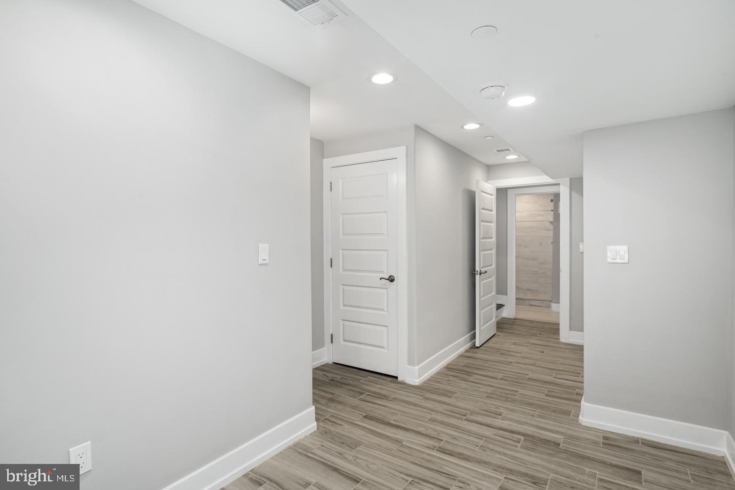 545 Tree Street Philadelphia, PA 19148 - Photo 10 of 27 Gallery Image 10