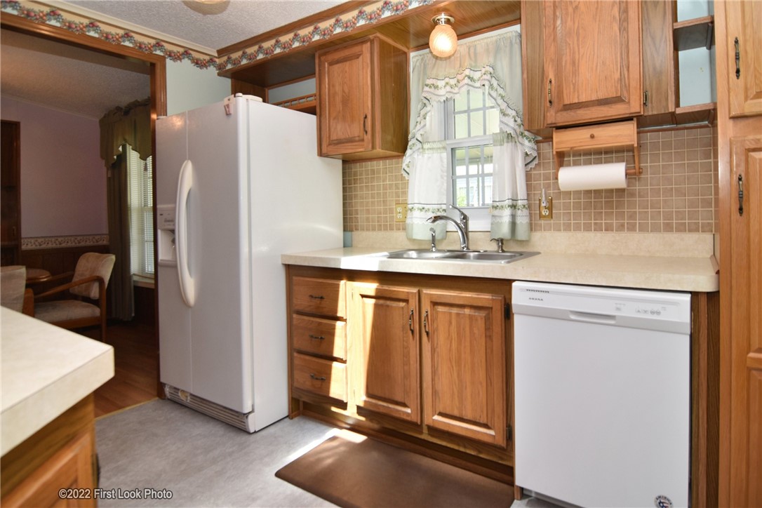 149 Little Pond Road South Kingstown, RI 02879 - Photo 7 of 28