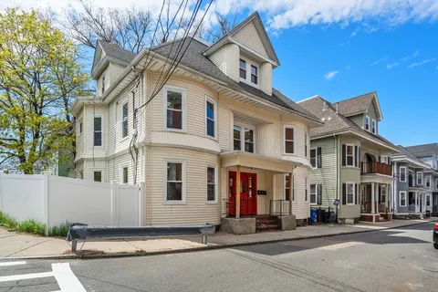 $1,750,000 | 10 Royal Street, Boston, MA 02134