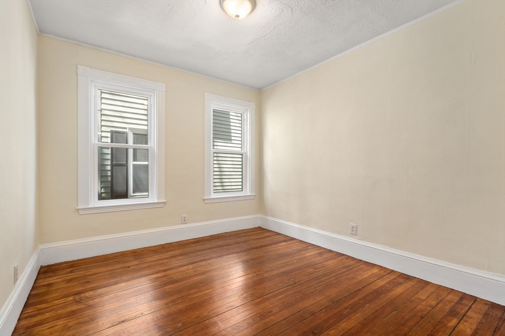 10 Royal Street Boston, MA 02134 - Photo 12 of 37