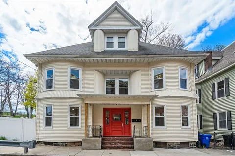 $1,599,000 | 10 Royal Street, Boston, MA 02134
