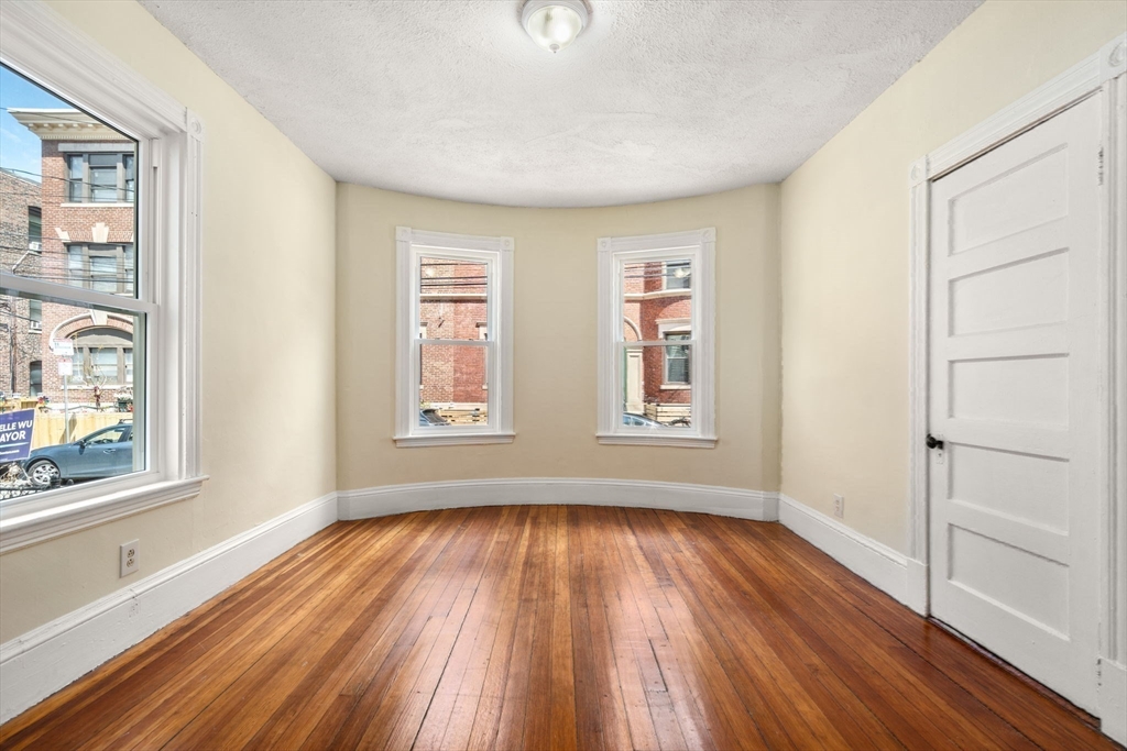 10 Royal Street Boston, MA 02134 - Photo 26 of 37