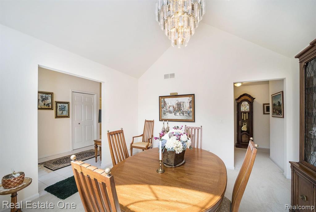 3380 Fairgrove Court Rochester Hills, MI 48309 - Photo 14 of 34