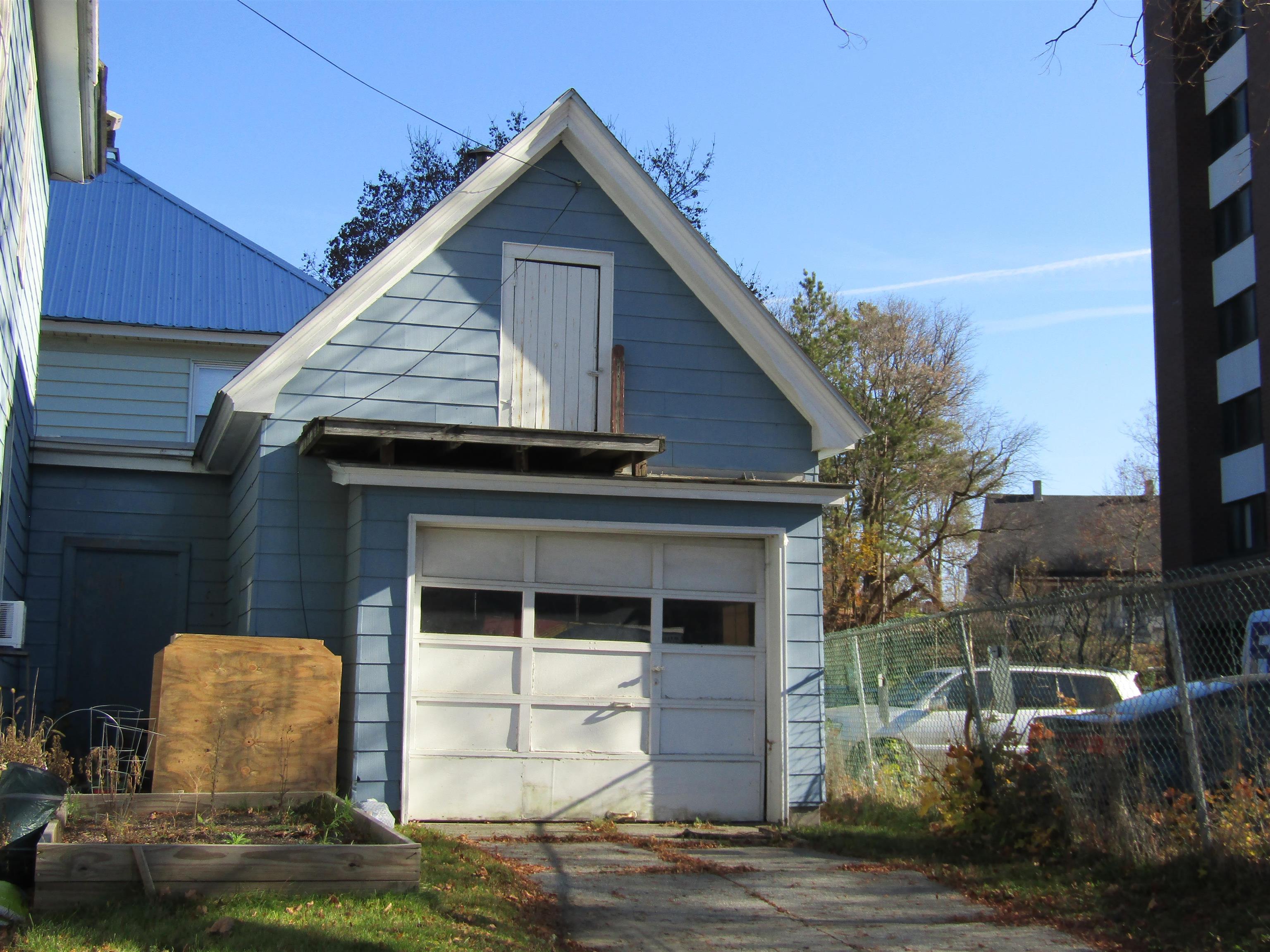 11 Beckley Street Barre, VT 05641 - Photo 6 of 17