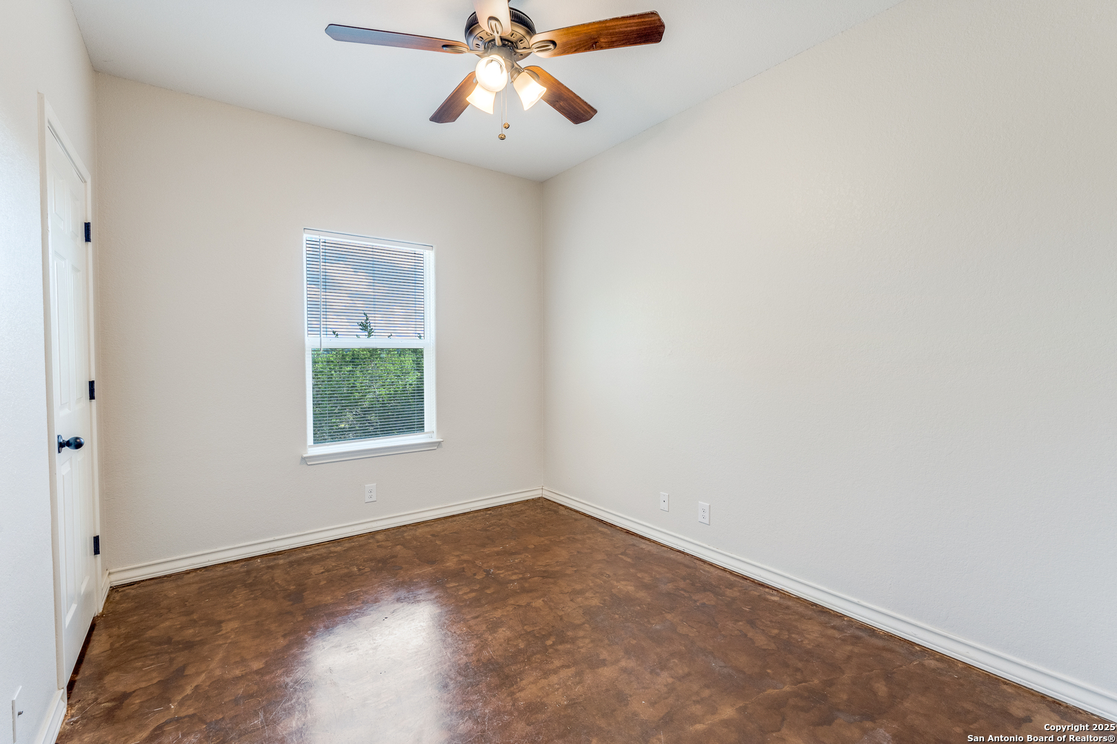 1131 Rocky Ridge Loop Canyon Lake, TX 78133 - Photo 14 of 25 Gallery Image 14