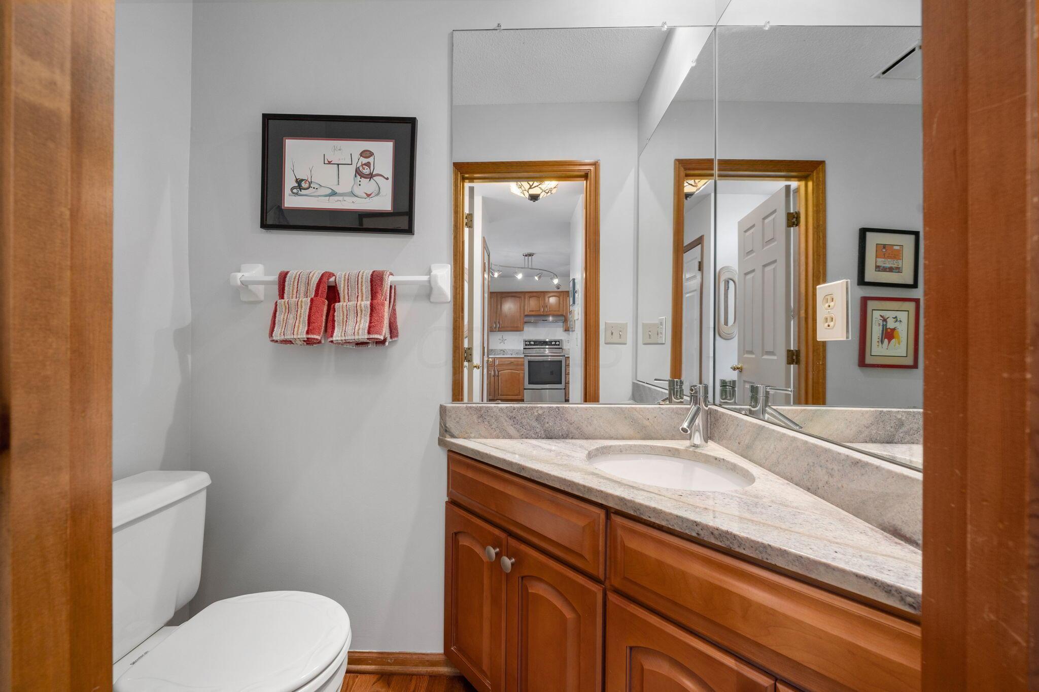 2159 Sandston Road Columbus, OH 43220 - Photo 9 of 38 1/2 Bath