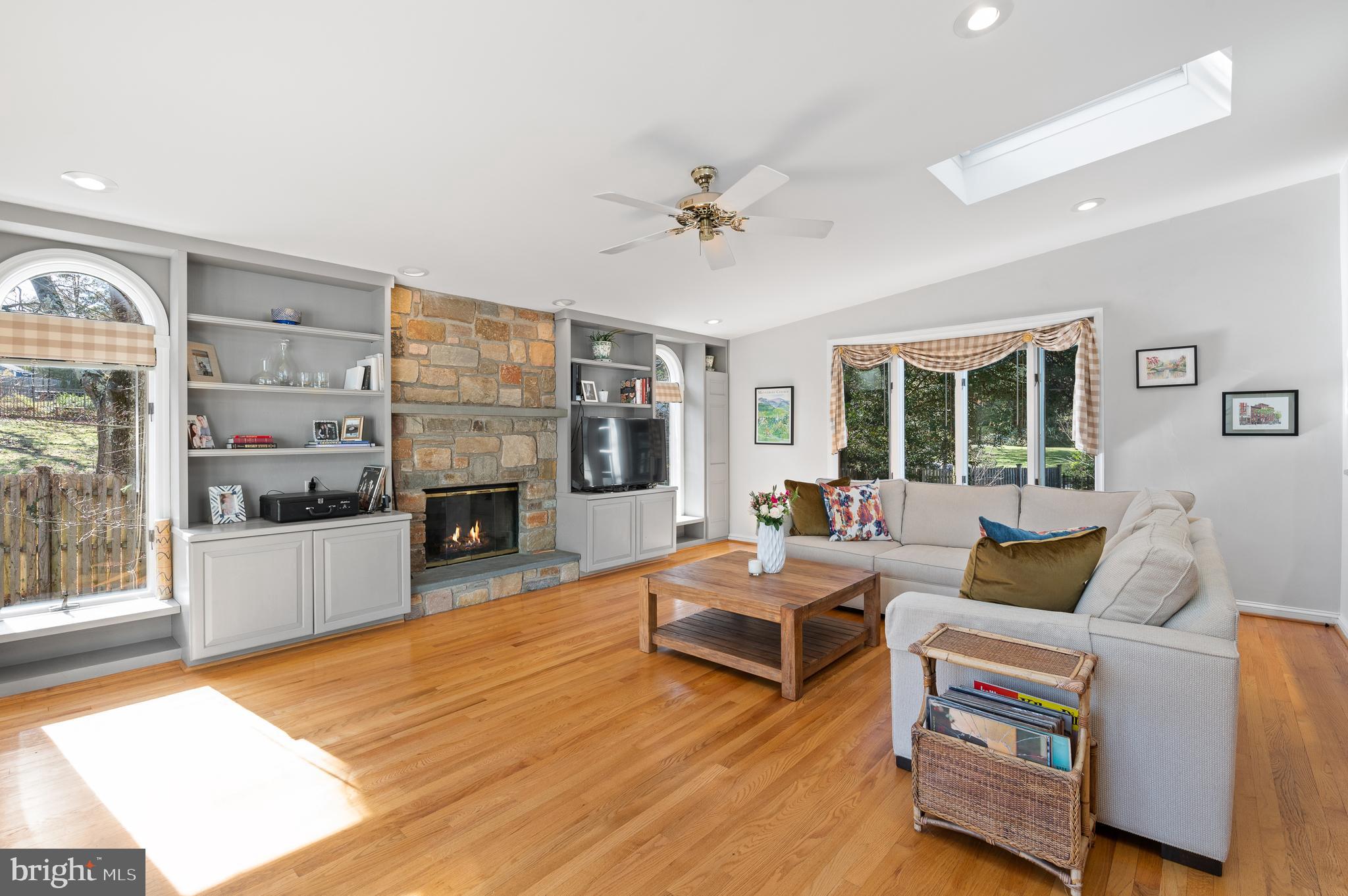 316 Mcclenaghan Mill Road Wynnewood, PA 19096 - Photo 26 of 48 Huge living area off the kitchen!