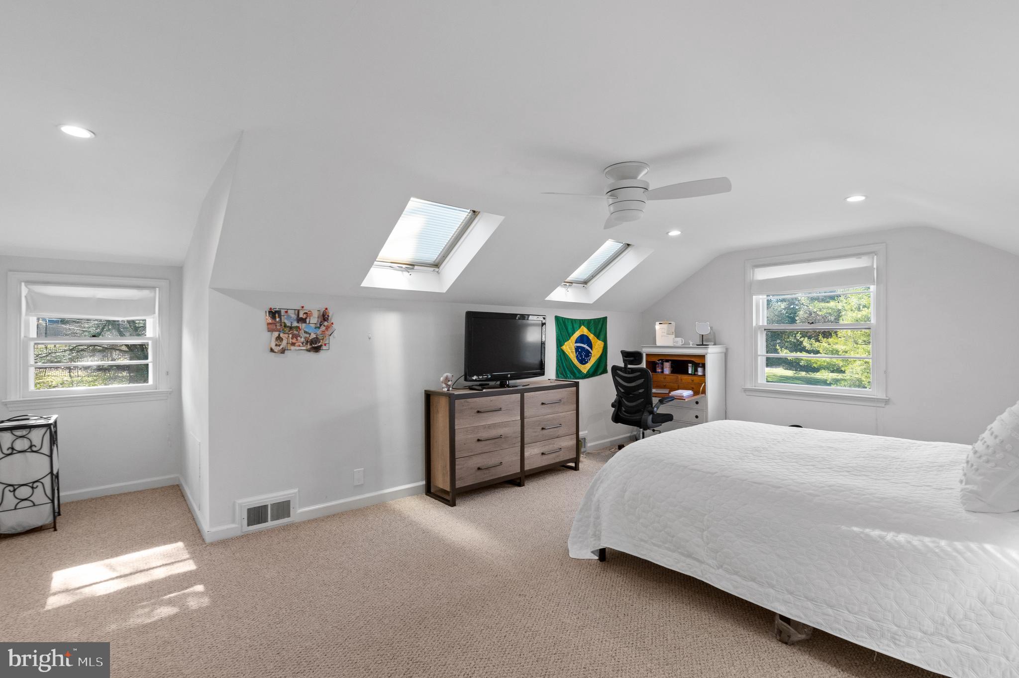 316 Mcclenaghan Mill Road Wynnewood, PA 19096 - Photo 44 of 48 Bedroom 5