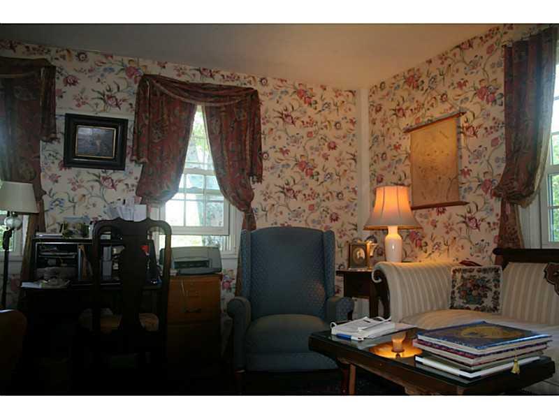 305 Range Road Blue Hill, ME 04614 - Photo 21 of 34 Den/Family/Great Room. Main House