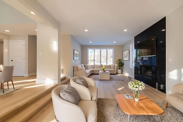 a view of an empty room and a gallery