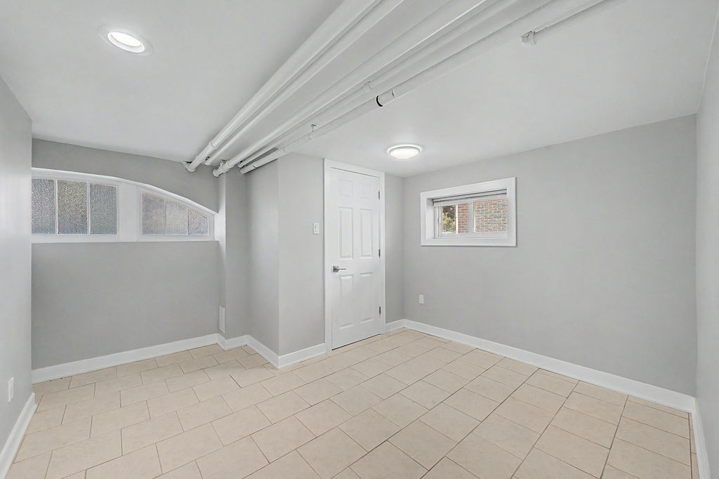 4945 West Addison Street Chicago, IL 60641 - Photo 10 of 47