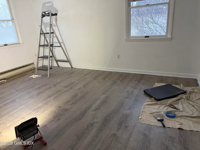 $2,525 | 15 Melrose Avenue, Unit B, Greenwich, CT 06830