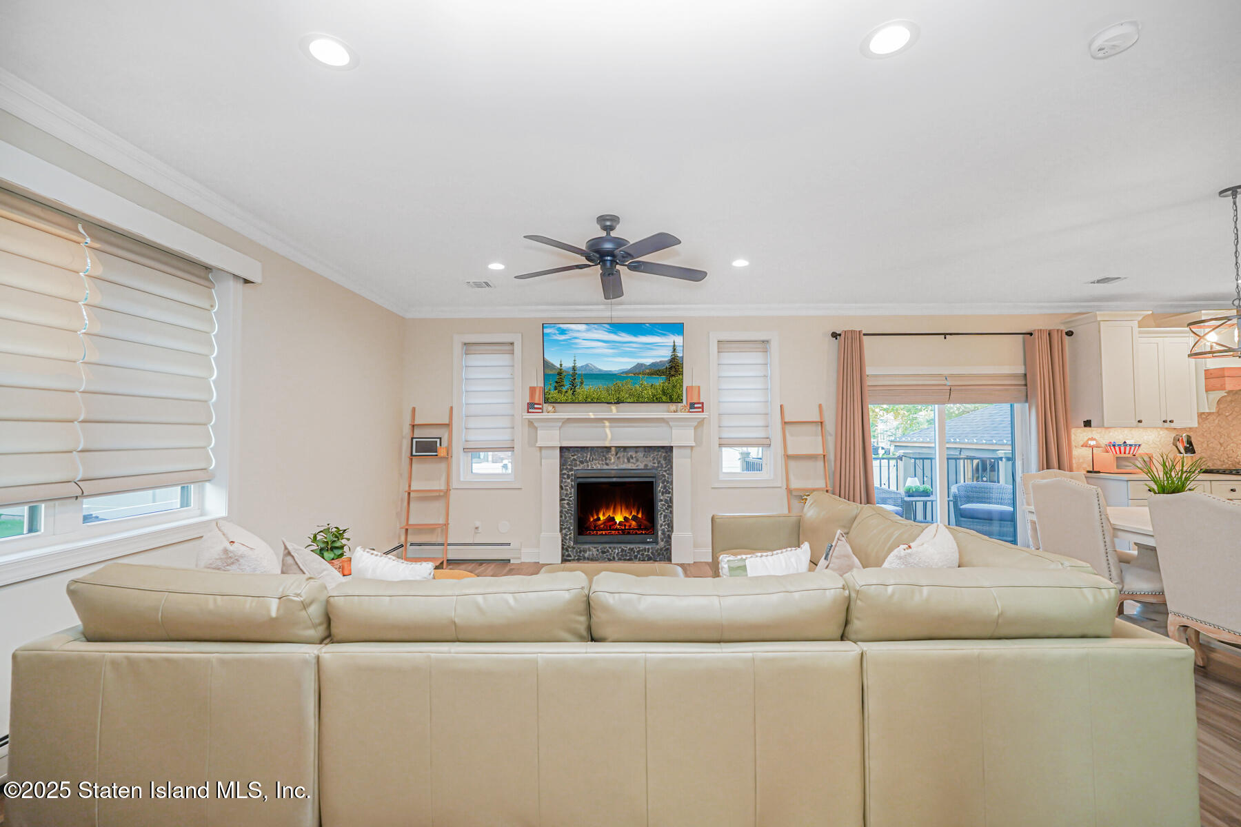 239 Vernon Avenue Staten Island, NY 10309 - Photo 16 of 67 Photo Jan 18 2018, 2 00 14 AM