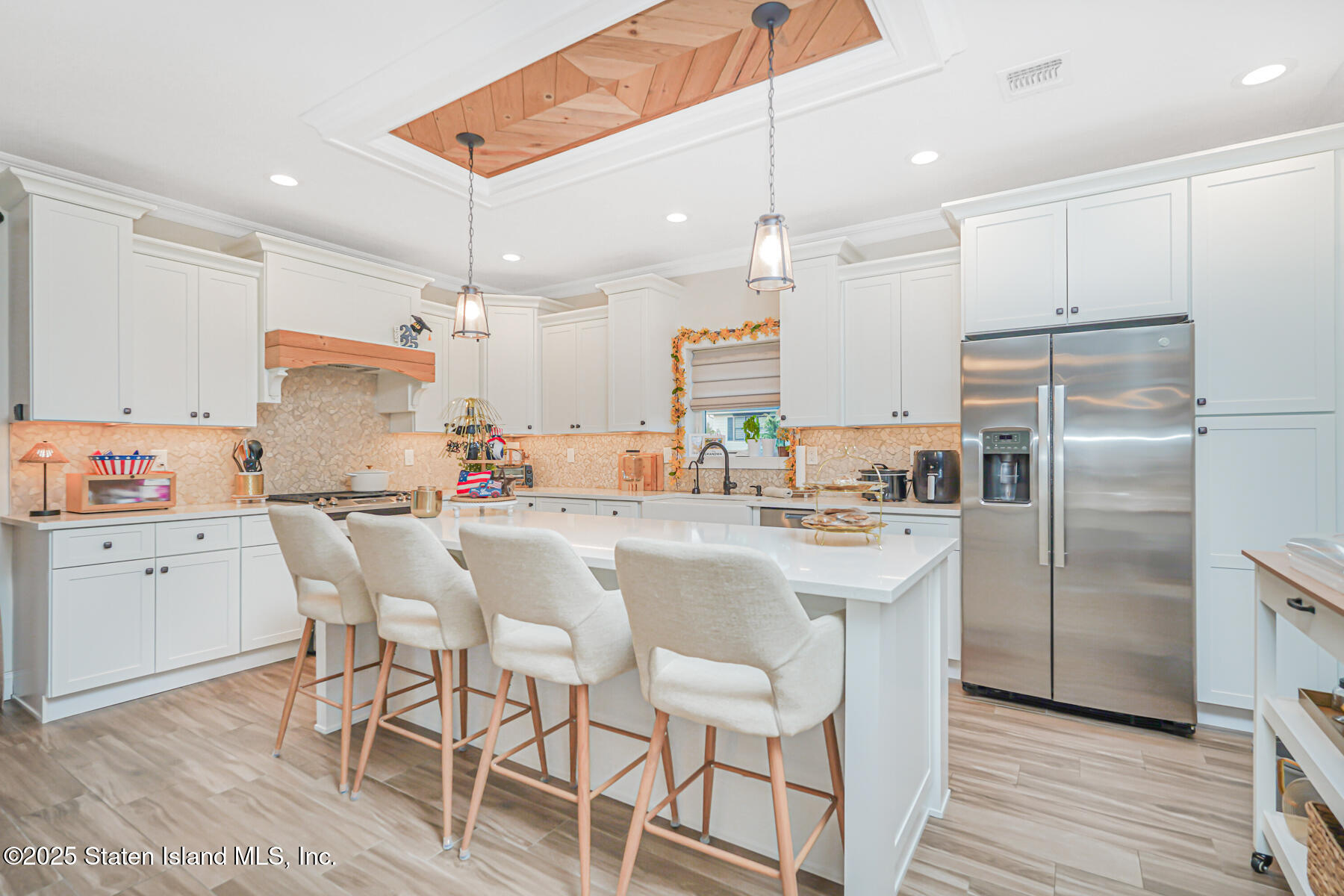 239 Vernon Avenue Staten Island, NY 10309 - Photo 20 of 67 Photo Jan 18 2018, 2 01 02 AM