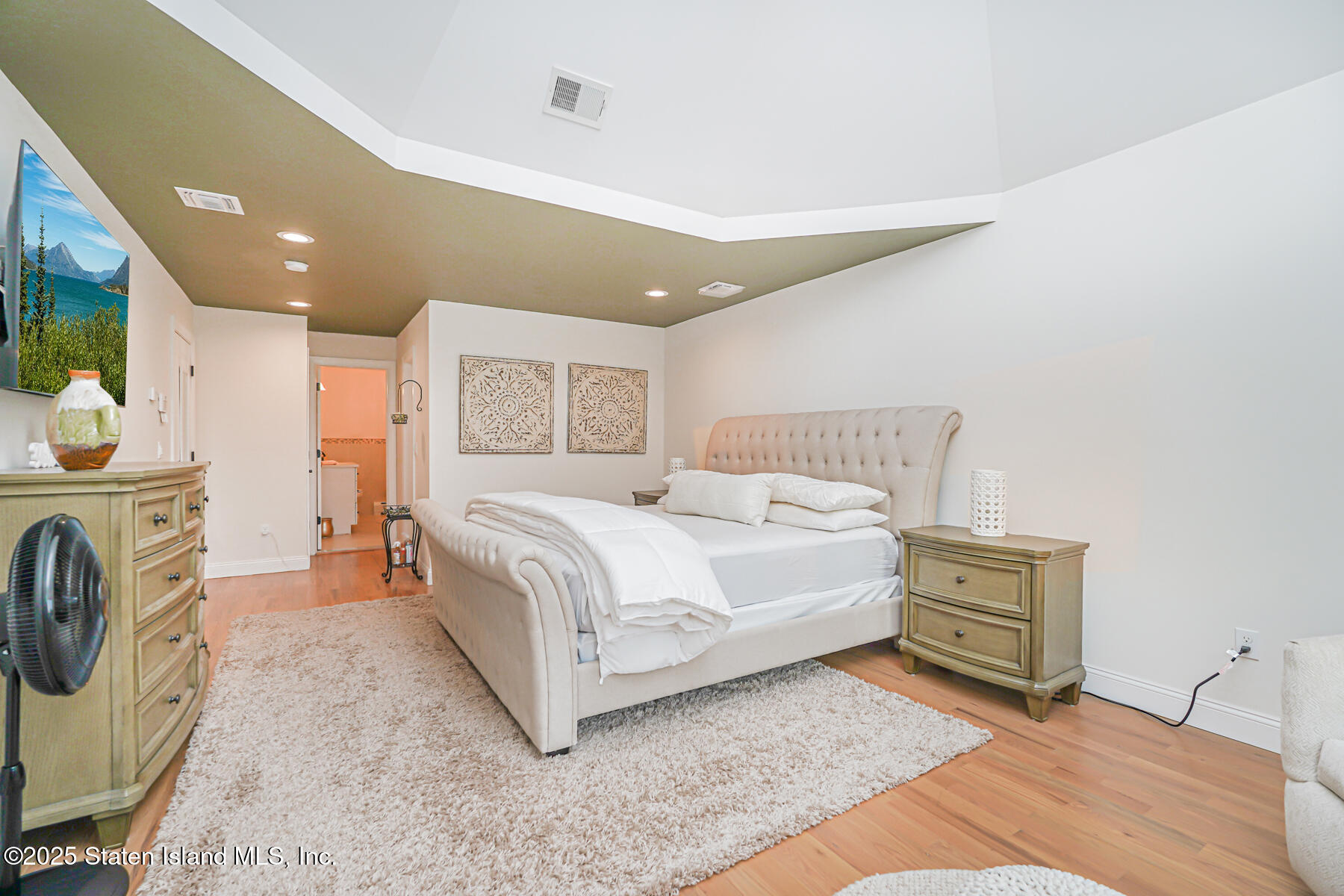 239 Vernon Avenue Staten Island, NY 10309 - Photo 36 of 67 Photo Jan 18 2018, 2 10 55 AM