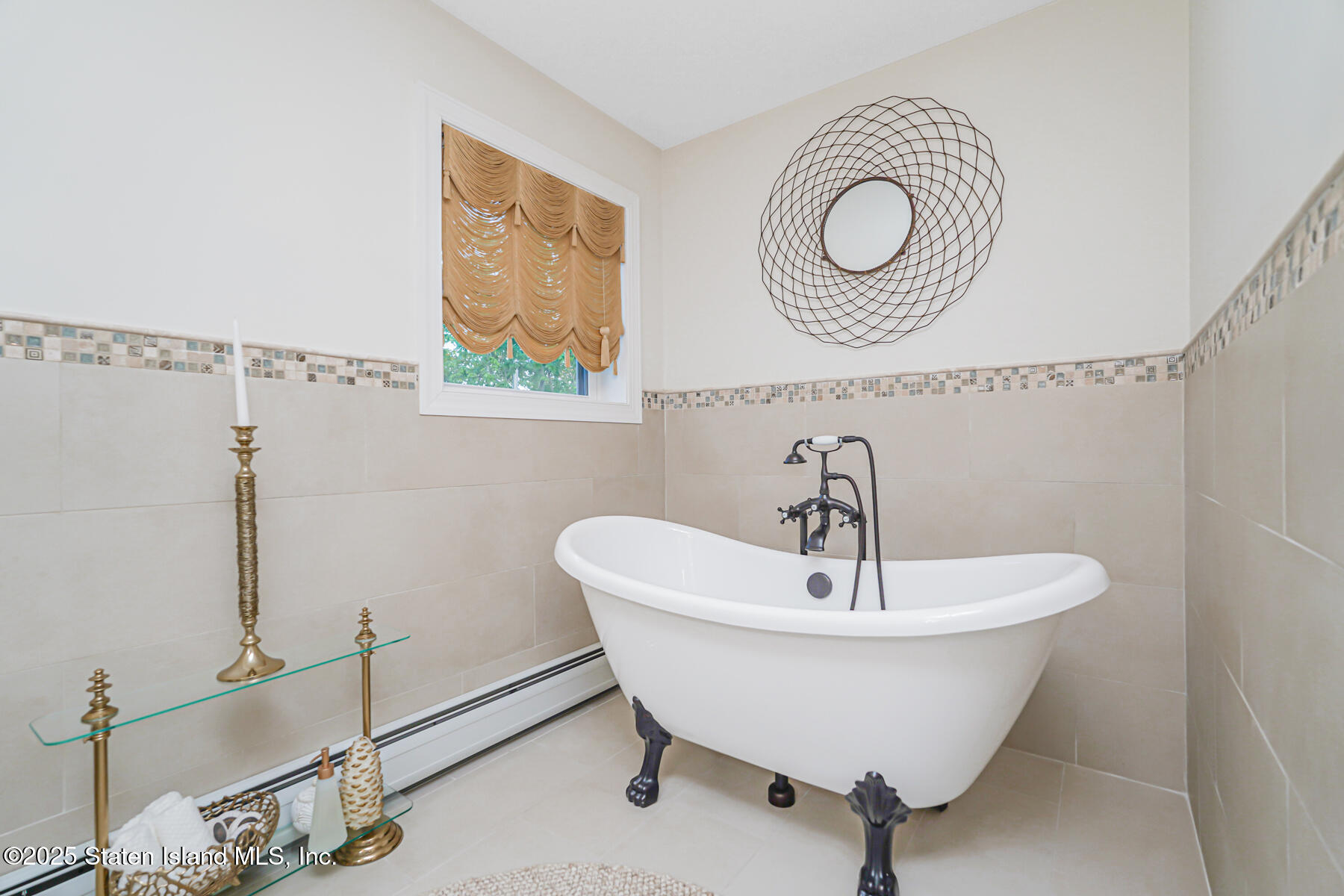 239 Vernon Avenue Staten Island, NY 10309 - Photo 39 of 67 Photo Jan 18 2018, 2 11 35 AM