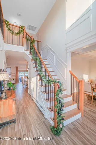 a view of an entryway