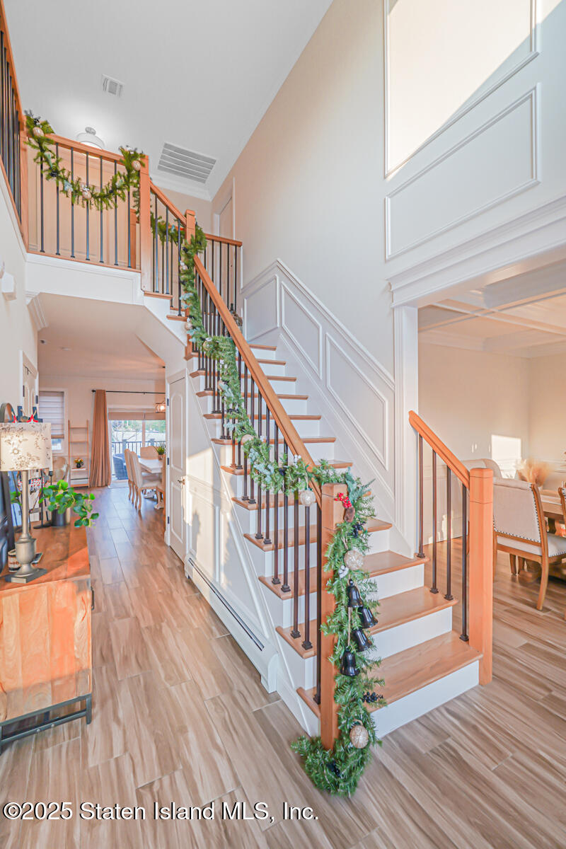 239 Vernon Avenue Staten Island, NY 10309 - Photo 4 of 67 Photo Jan 18 2018, 1 54 28 AM