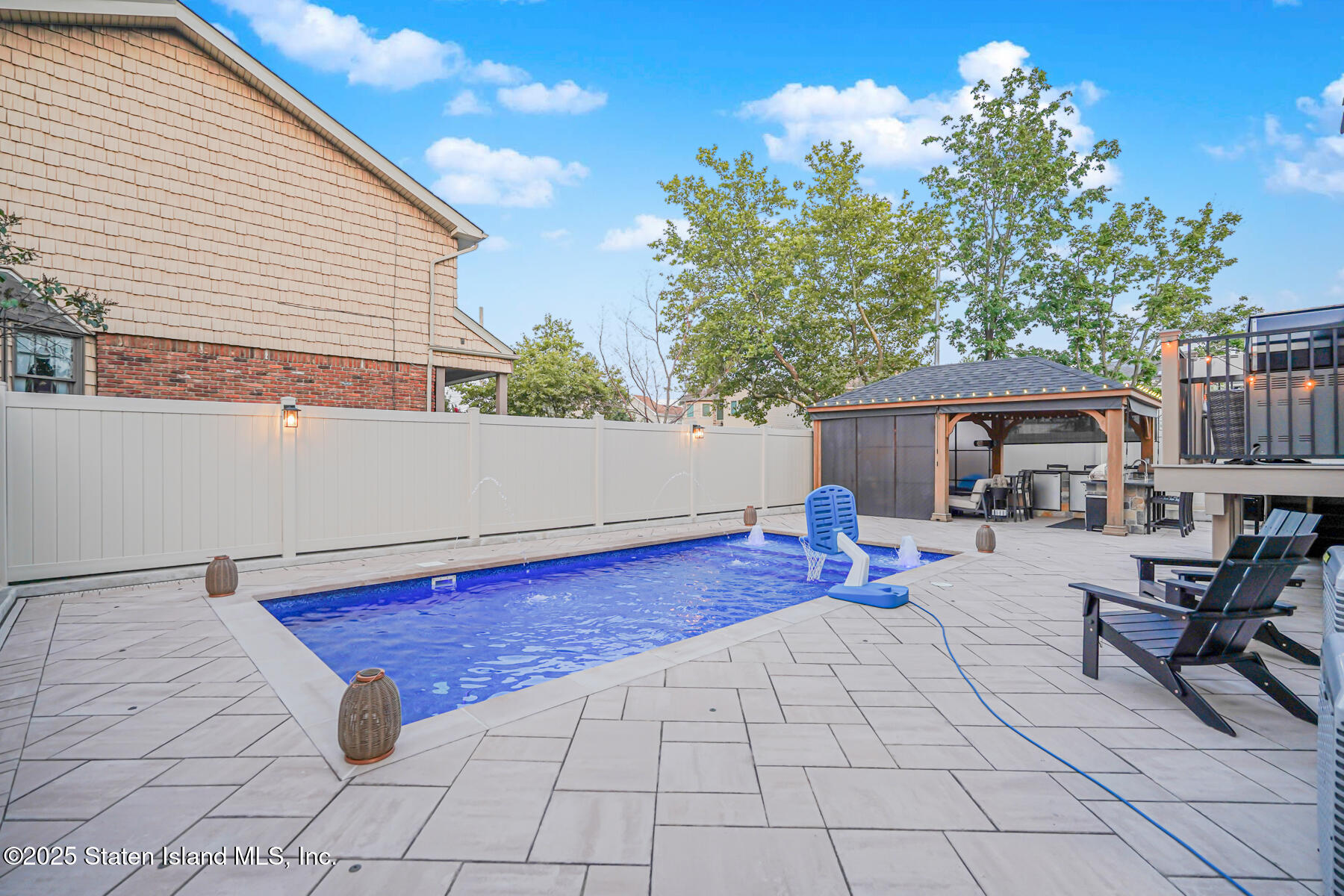 239 Vernon Avenue Staten Island, NY 10309 - Photo 57 of 67 Photo Jan 18 2018, 2 33 43 AM