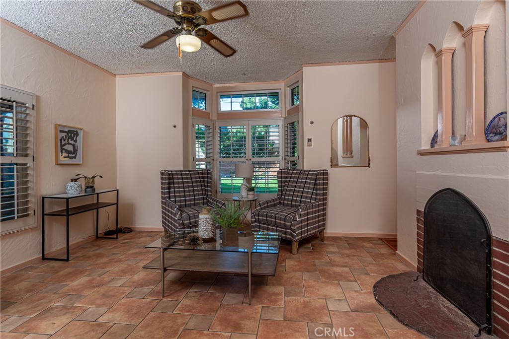 590 Bethany Road Burbank, CA 91504 - Photo 18 of 58