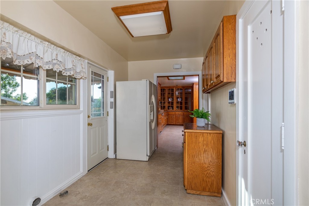 590 Bethany Road Burbank, CA 91504 - Photo 39 of 58