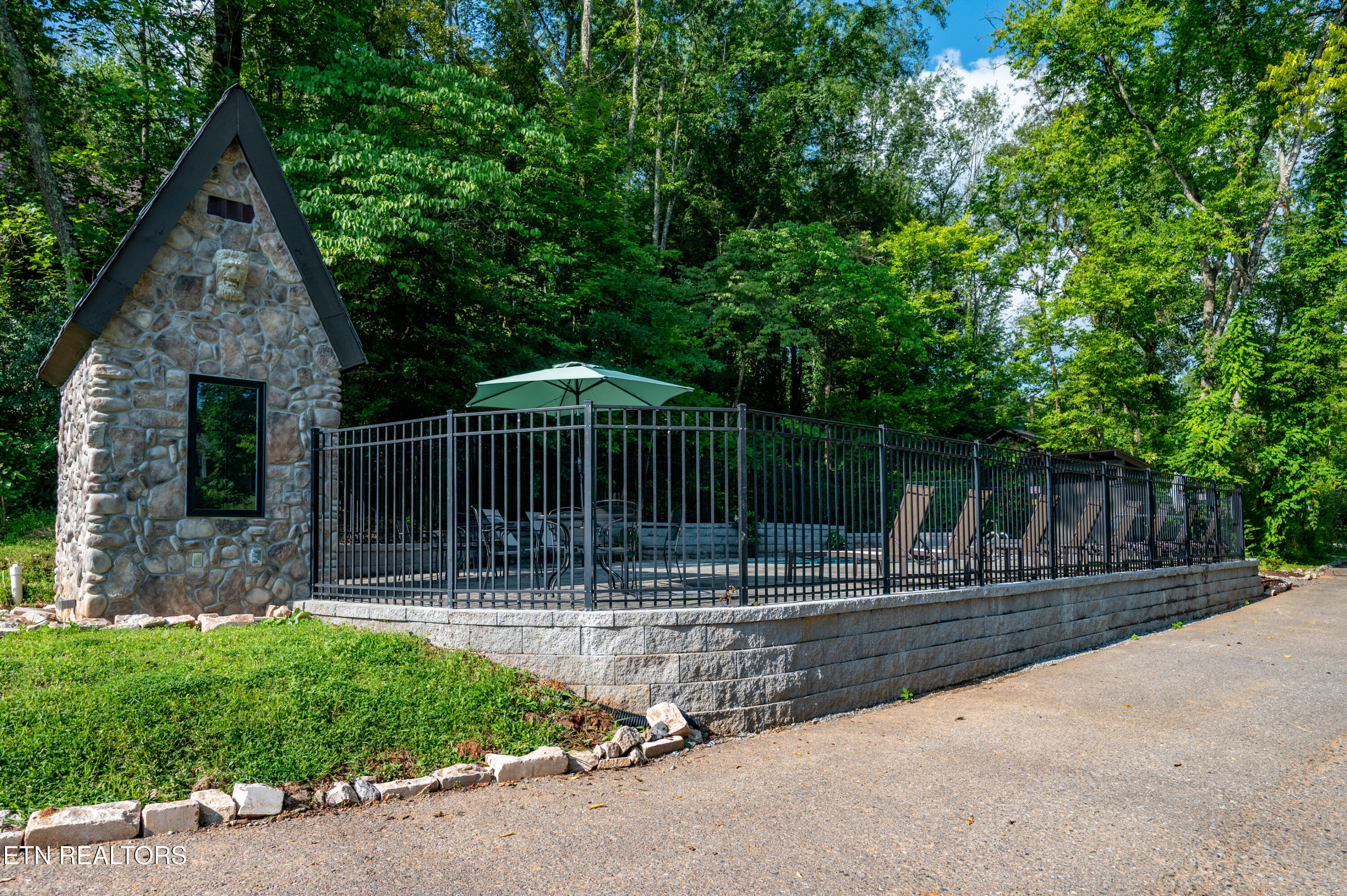 970 Douglas Dam Road Kodak, TN 37764 - Photo 36 of 45 DSC_9032-HDR