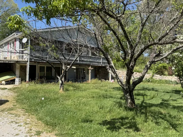 $329,000 | 200 Rattlesnake Road, McMinnville, TN 37110