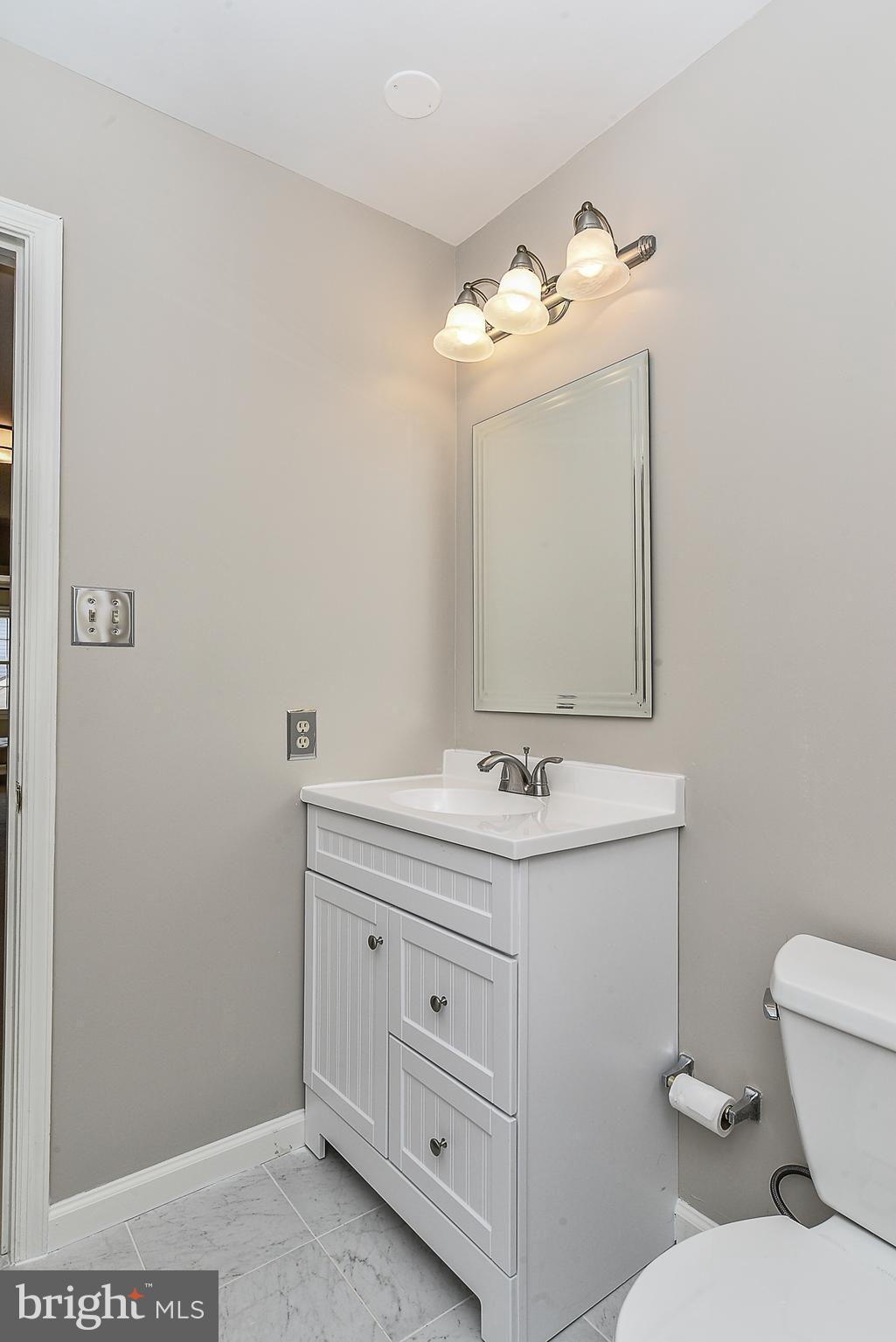 2644 Wild Cherry Place Reston, VA 20191 - Photo 22 of 29 Updated Hall Bath