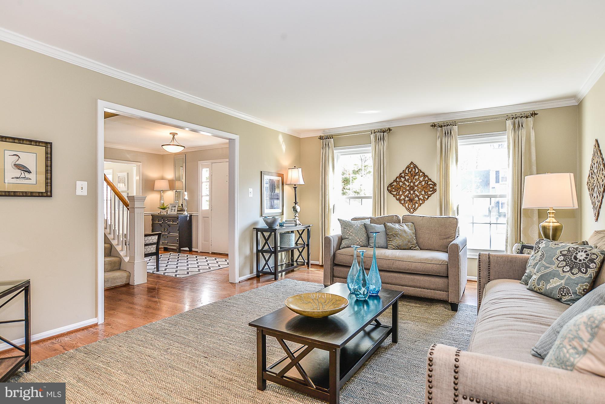 2644 Wild Cherry Place Reston, VA 20191 - Photo 6 of 29 Living Room