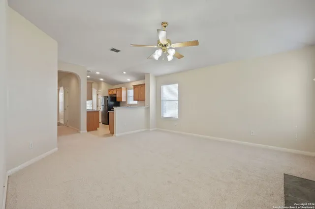 $1,600 | 9002 Gallop Chase, San Antonio, TX 78254