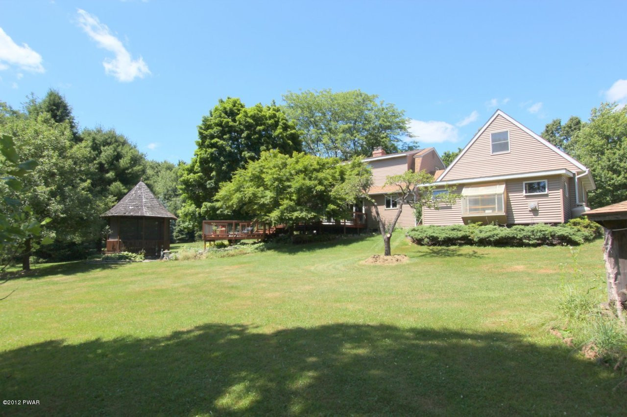153 Daniels Road Hawley, PA 18428 - Photo 2 of 39 Gallery Image 2