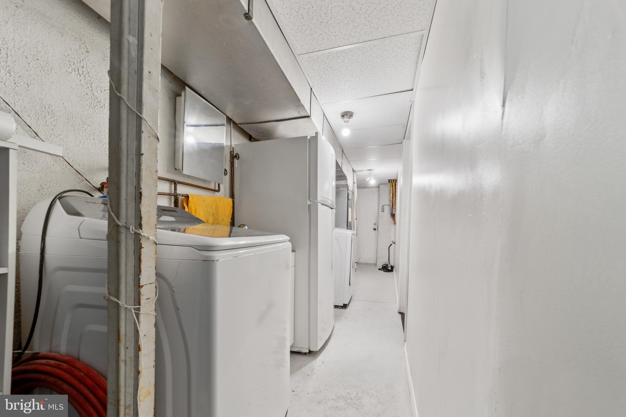 1314 Farrington Road Philadelphia, PA 19151 - Photo 15 of 21 a view of walk in closet