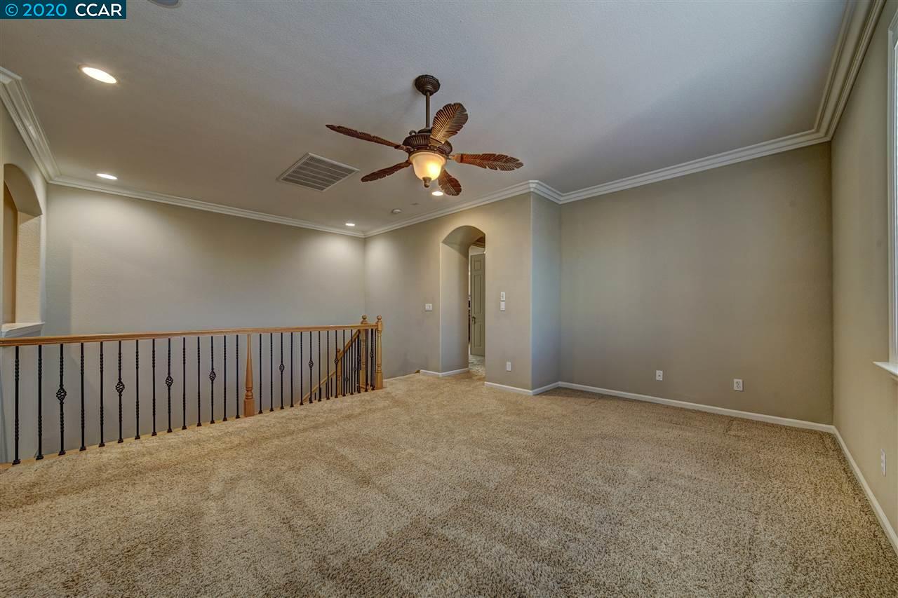 3026 Castle Rock Loop Discovery Bay, CA 94505 - Photo 20 of 37