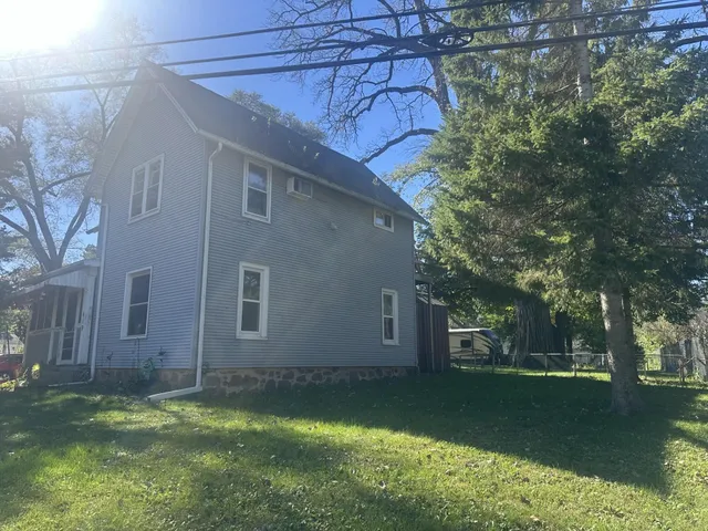 $190,000 | 419 North Main Street, Pardeeville, WI 53954