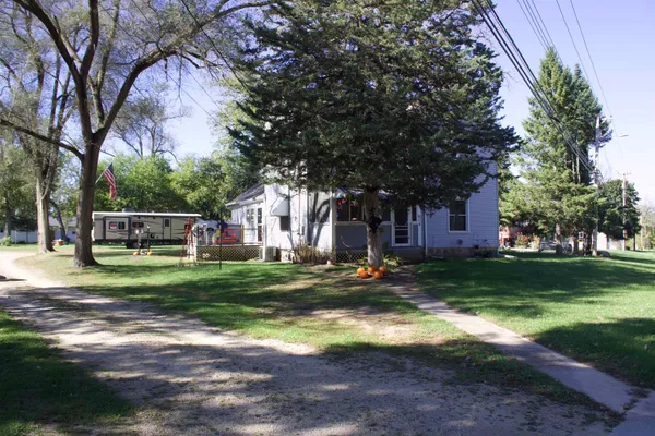 $190,000 | 419 North Main Street, Pardeeville, WI 53954
