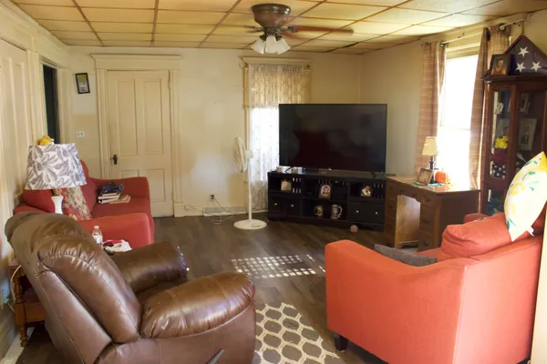 $190,000 | 419 North Main Street, Pardeeville, WI 53954