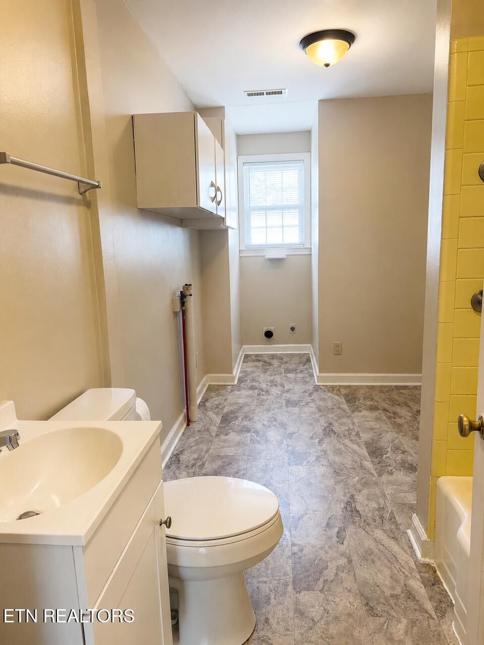 1315 East Red Bud Road Knoxville, TN 37920 - Photo 9 of 32 2973EDA5-ACB8-420E-9AE3-EBB8F4D1E295